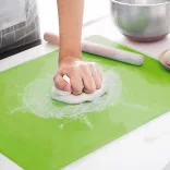 Rolling Pin with Pastry Mat - Green