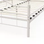 Mimi metal bed frame with a free slatted base available in multiple sizes and colors - White 140x200cm