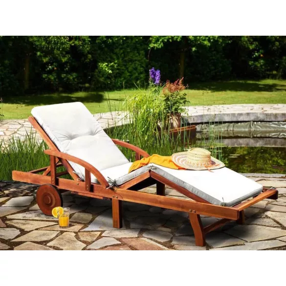 Adjustable Wooden Lounger