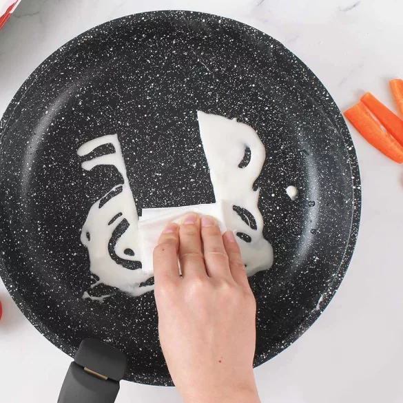 9-piece non-stick cookware set with detachable handles