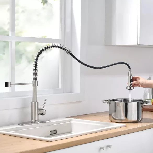 Pull-down kitchen faucet with flexible hose and detachable spray head