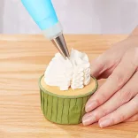 150-piece cake decorating set