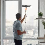 2-in-1 Window Cleaning Set with Extendable Handle