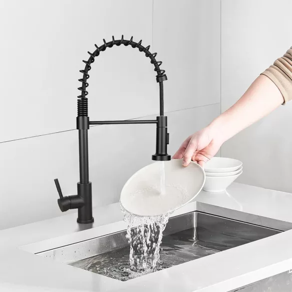 Pull-down kitchen faucet with flexible hose and detachable spray head, black