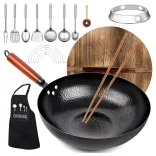 Wok Pan with Kitchen Accessories
