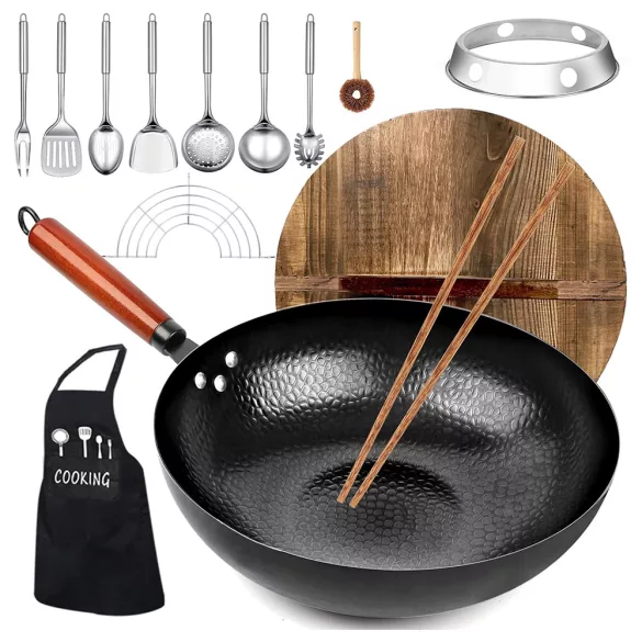 Wok Pan with Kitchen Accessories