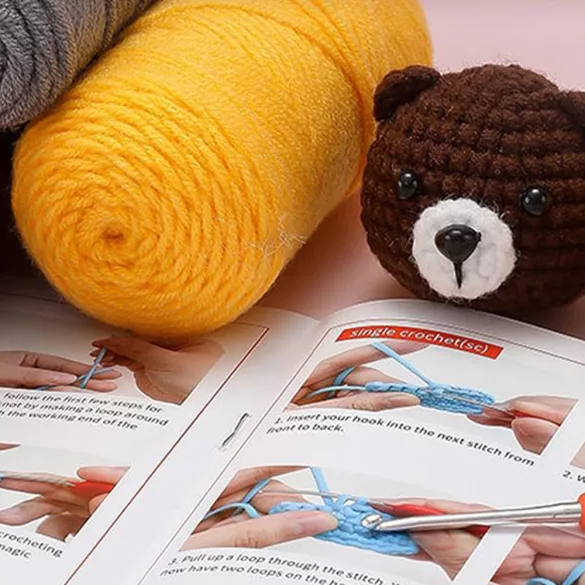 4-piece Animal Crochet Kit for Beginners
