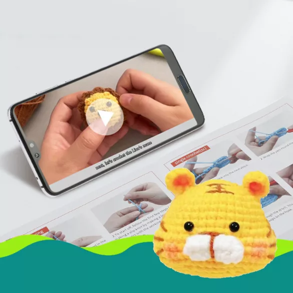 4-piece Animal Crochet Kit for Beginners