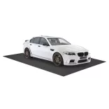 Non-slip garage mat
